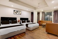 Townhouse Oak New Delhi Central Railway Junction Formerly Uppal International