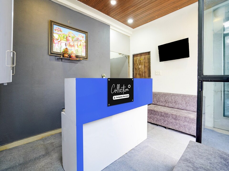 Classic Hotel Crystal In, Indore