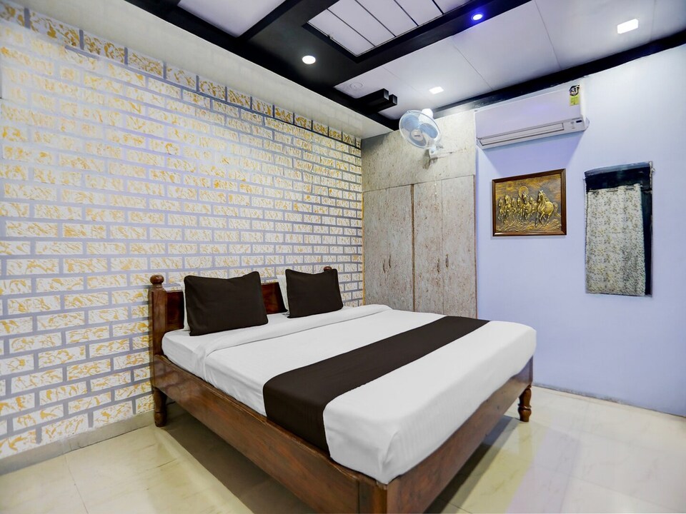 Classic Hotel Home Town, Patna