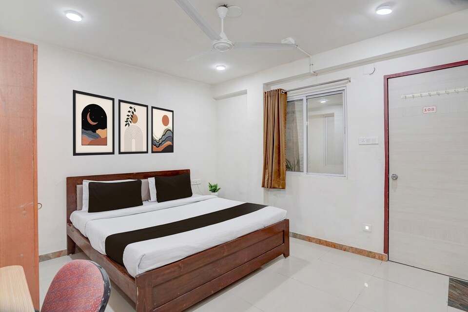 Classic Milan Party Hall, Vadodara