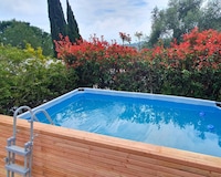 Appartamento a bordo piscina in villa italiana