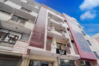 Hotel O Dwarka Mor Metro Station