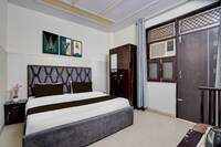 Hotel O Dwarka Mor Metro Station