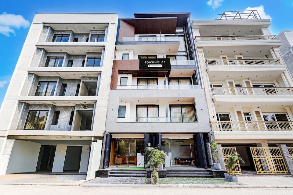 Townhouse Sector 51 Gurgaon, Gurugram