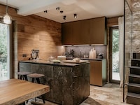 Luxe chalet met jacuzzi aan het meer van Bohinj