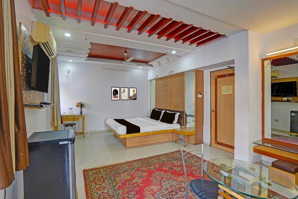 Classic Hotel Vrundavan Residency, Vadodara