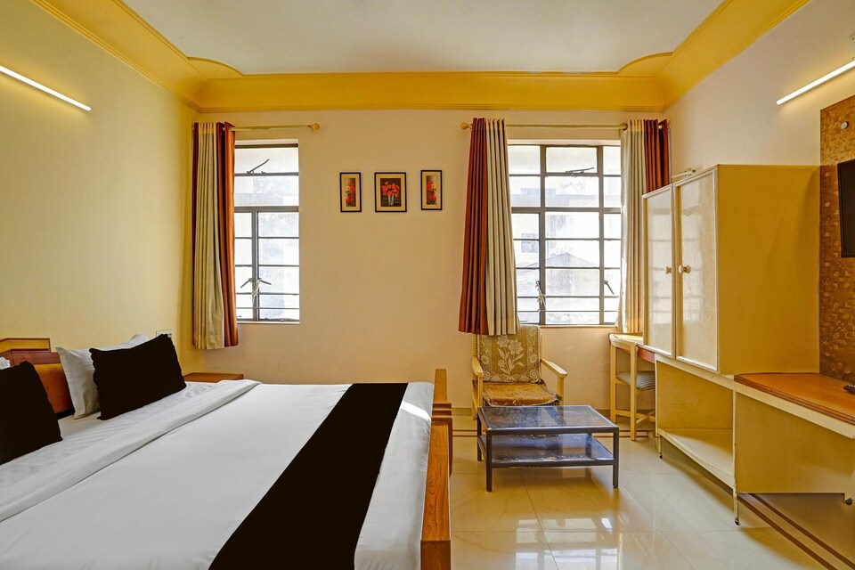 Classic Hotel Vrundavan Residency, Vadodara
