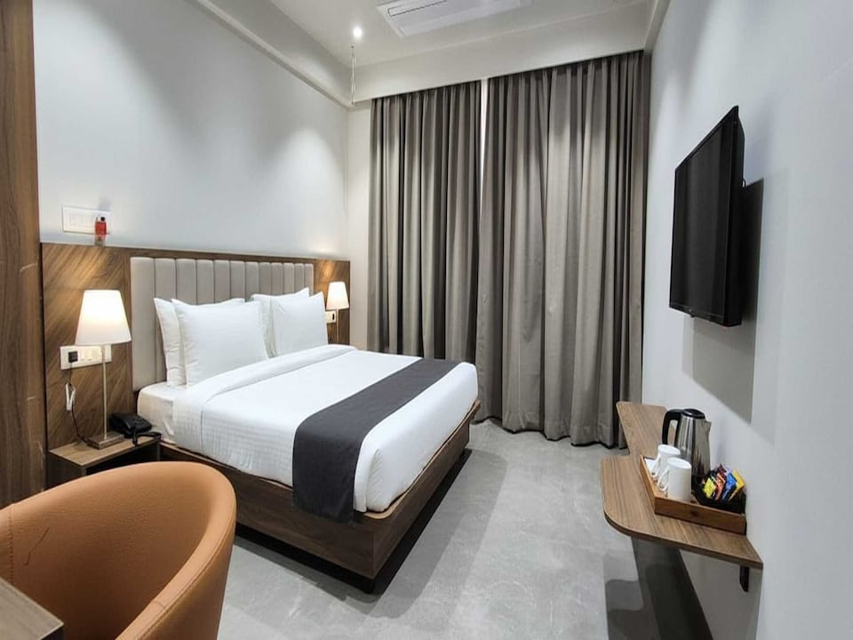 Palette Hotel and Residences by CheckIn, Pune