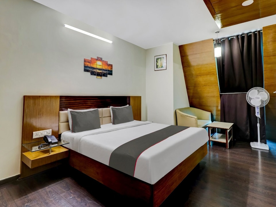 Collection O Madhura Residency, Bengaluru