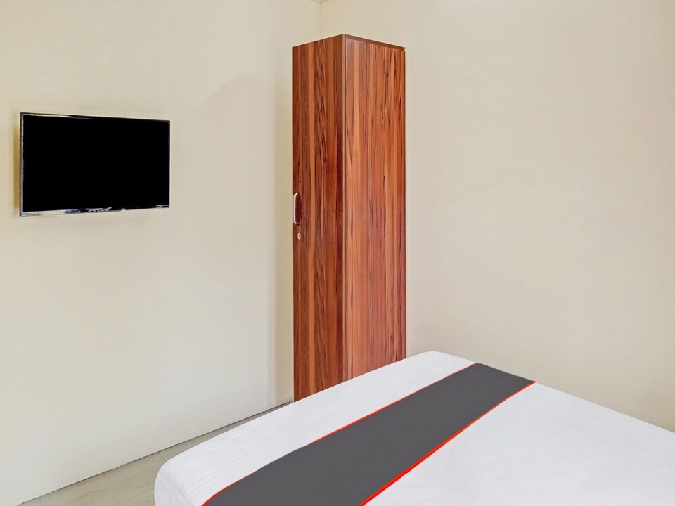 Collection O Orchid Residency Medavakkam, Chennai