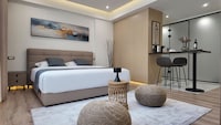 Rückzugsort mit privatem Balkon und Fitnessraum