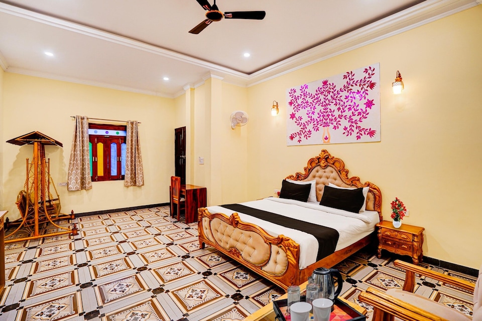 Classic Hotel Banaras Kila, Babatpur