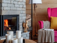 Komfortables Ferienhaus im Bergstil, Kaminofen