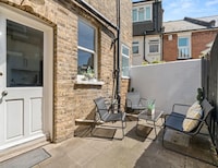 KT2 Gibbon Rd 94