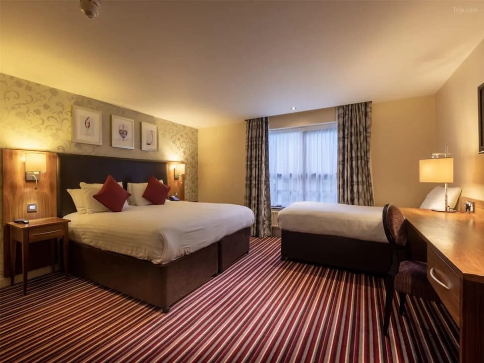 comfort Junior Suite, London