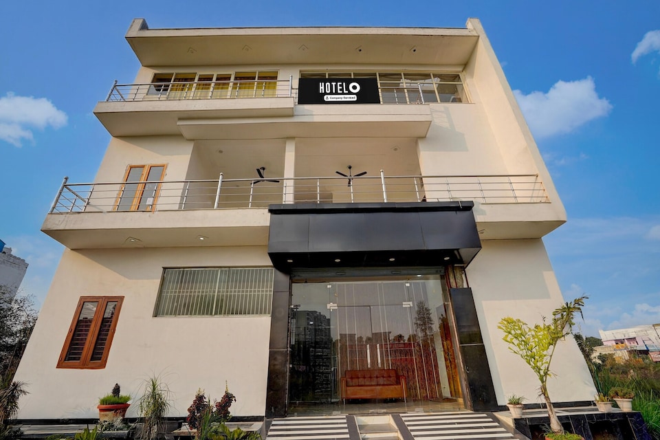 Classic Hotel Satyam And Restaurant, Meerut