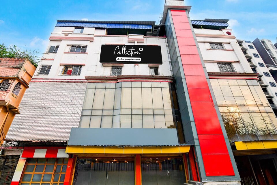Classic Red Stone, Kolkata