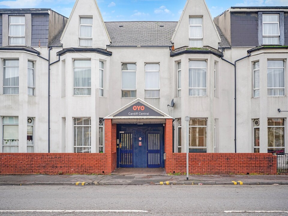 Standard Triple Room, Cardiff