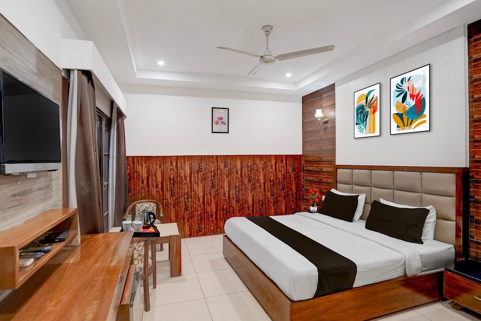 OYO Capital O Citi inn Zirakpur, Chandigarh