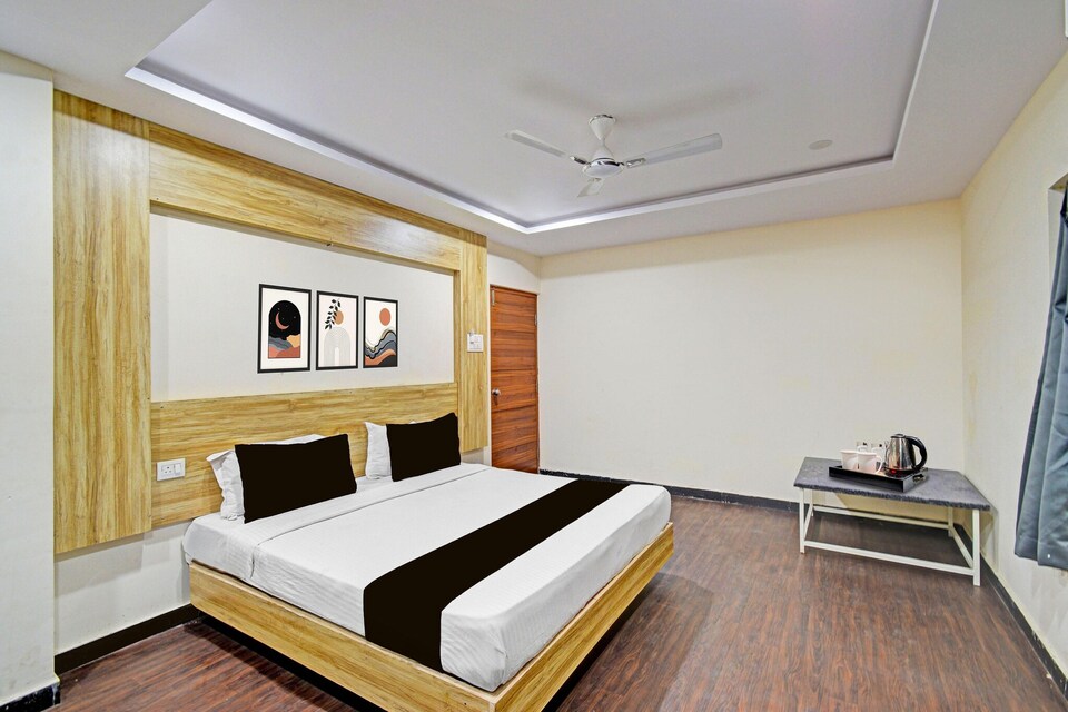 Collection O ECIL Industrial Hotel Cube, Hyderabad