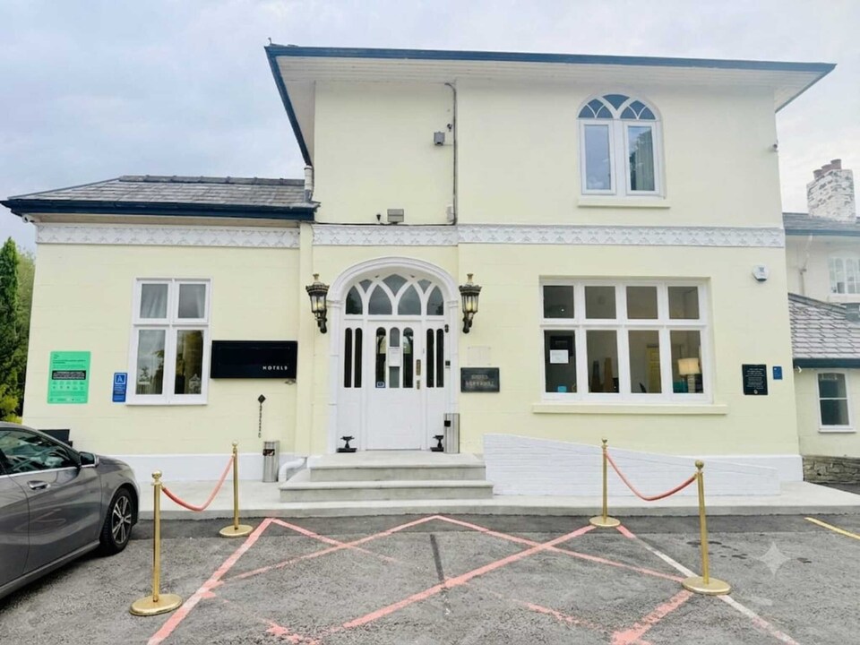 Wrexham Llyndir by Belvilla - Deluxe Twin Room, Croydon