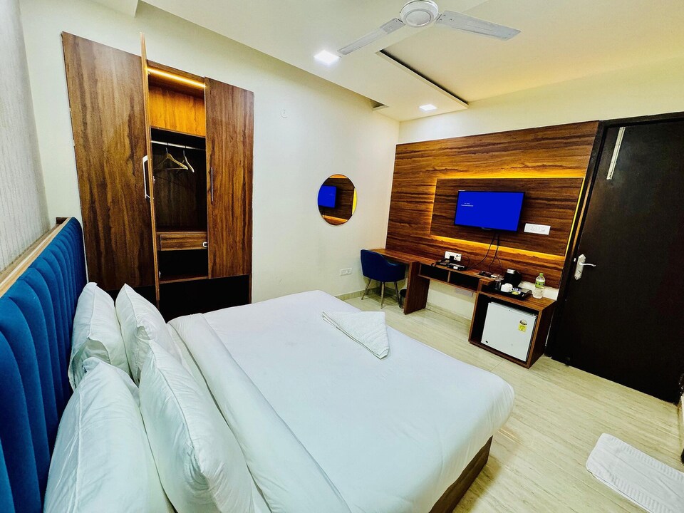 Palette Hotel & Convention Centre, Gurugram