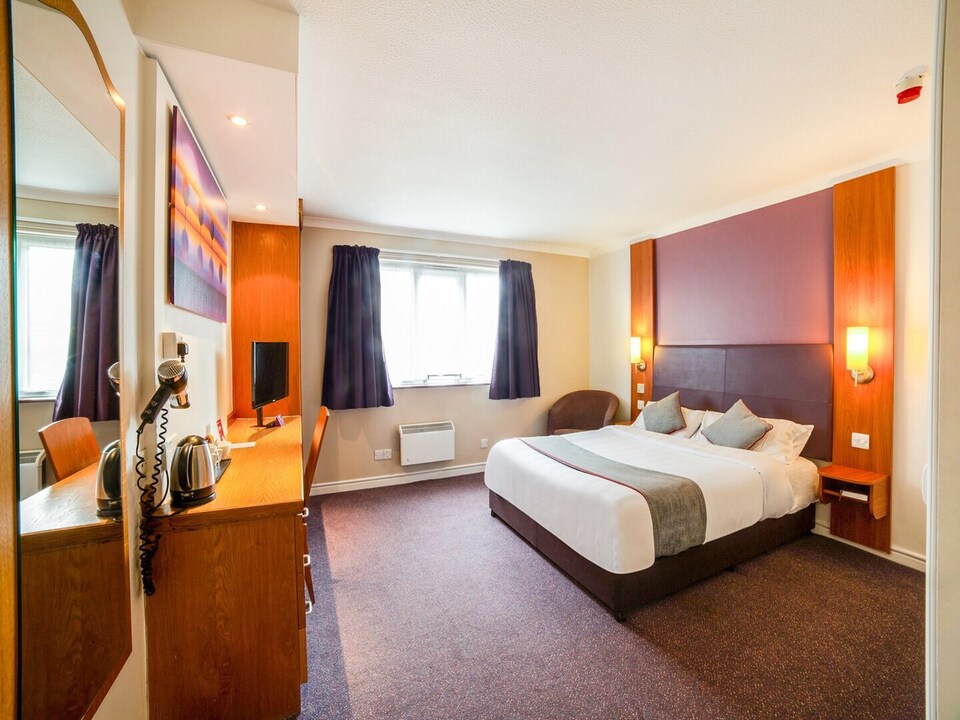 Standard Double Room, Saint Helens