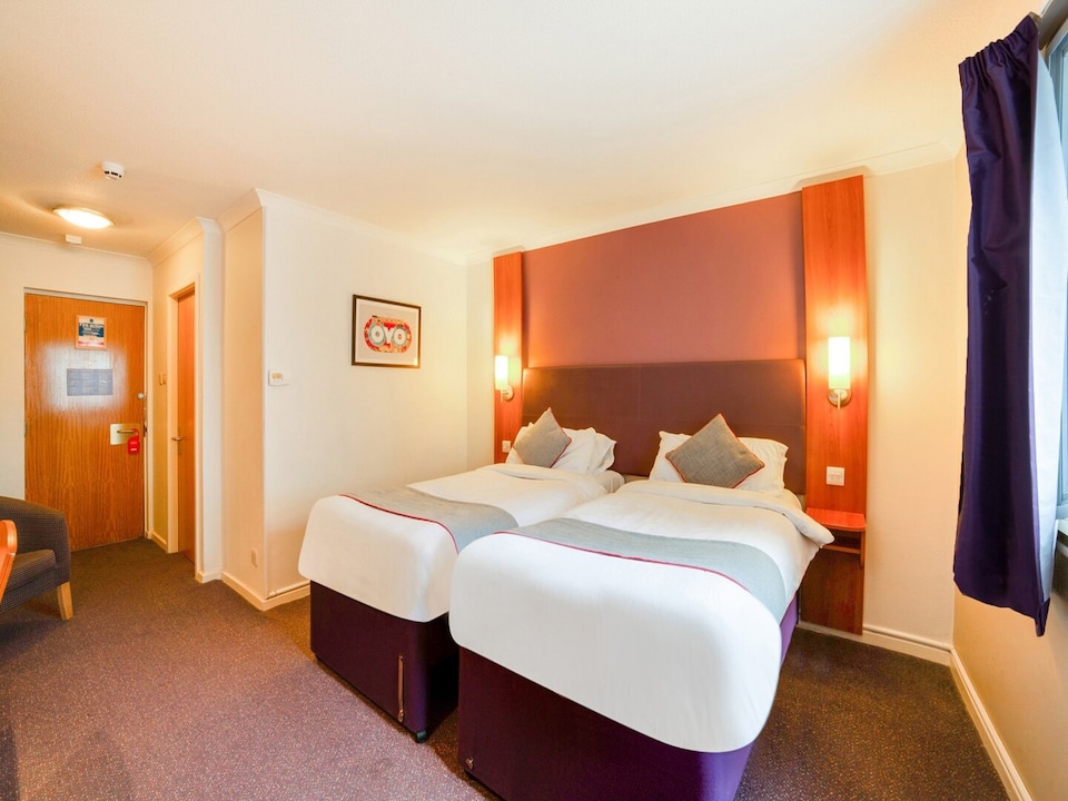 Standard Twin Room, Saint Helens