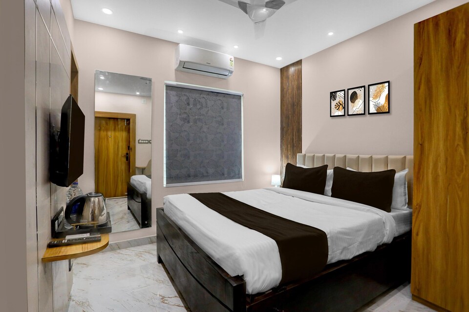 DeluxeHotel Pratee Heights, Bhubaneswar