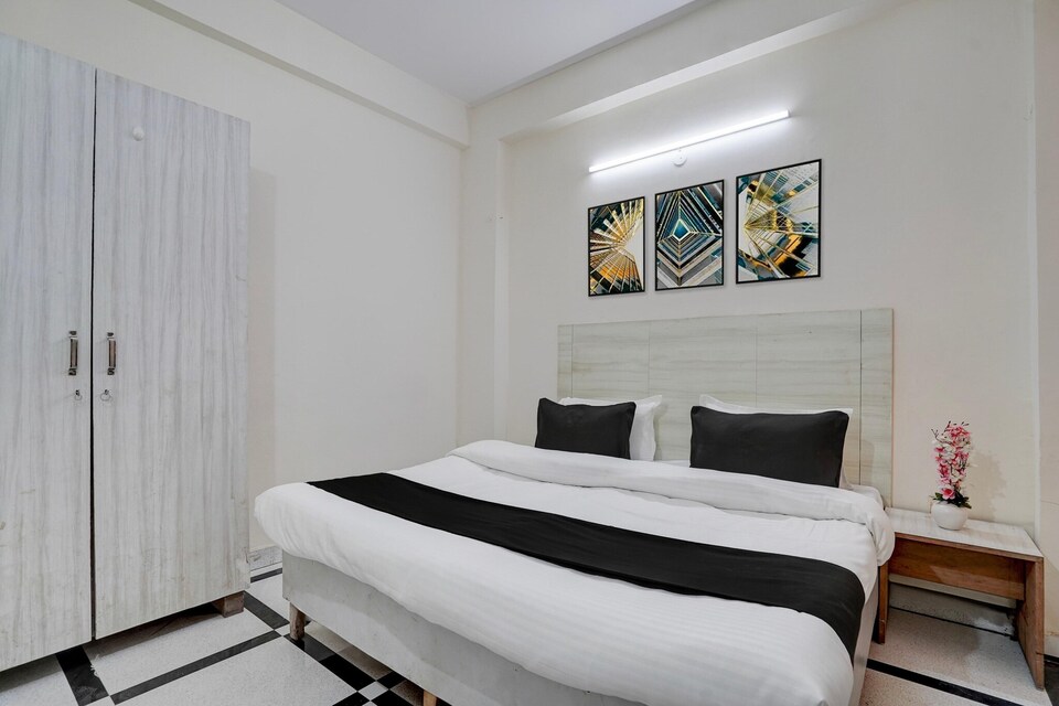 Classic with BalconyHotel O DLF Phase 1, Gurugram