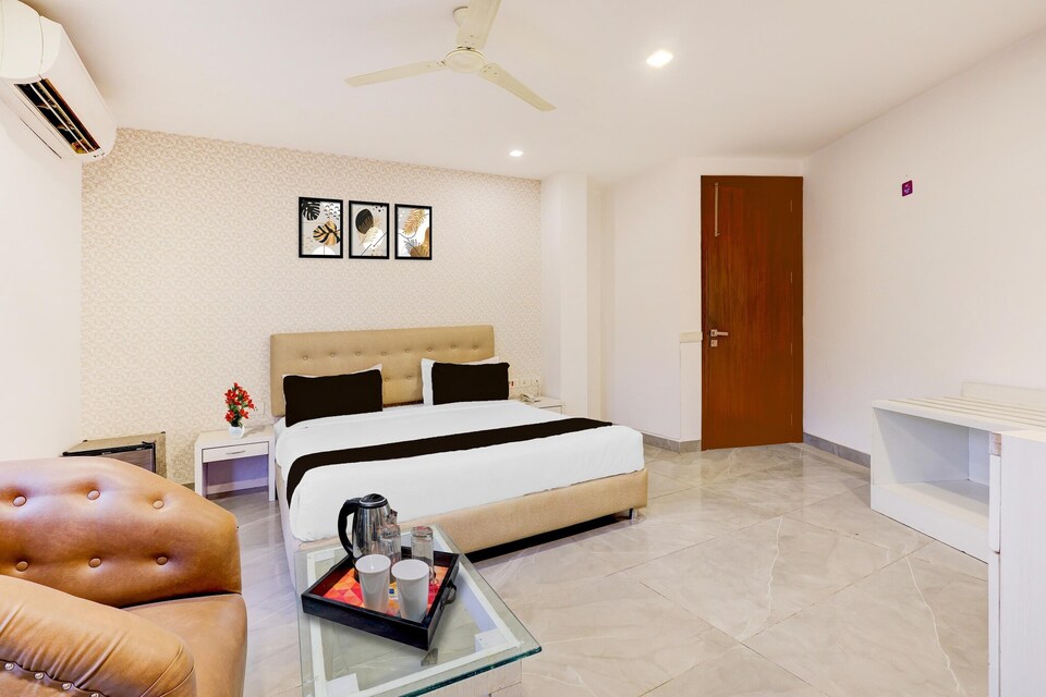 Classic with Twin BedTownhouse T Block, Gurugram