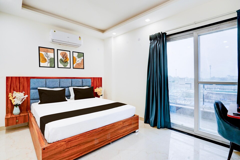 Classic with BalconyHotel Viva Residency, Noida