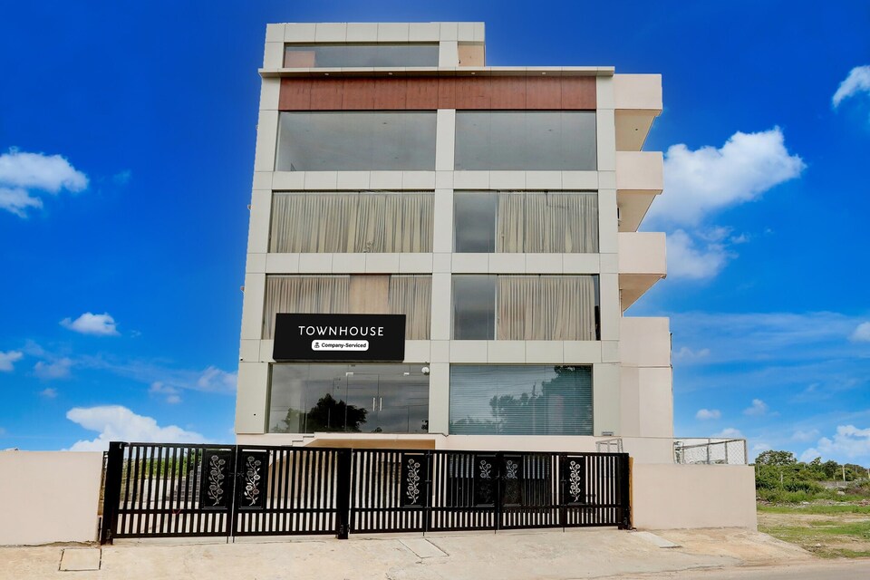 DeluxeMaralkunte near Shree Kateramma Temple, Bengaluru