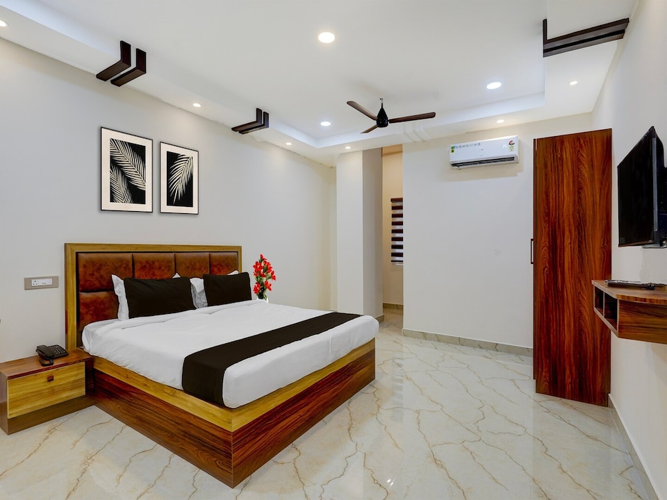DeluxeZafe Commercial, Thailavaram