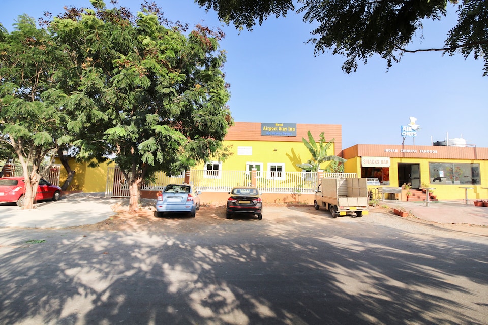 Capital O 71726 Airport Stay Inn, Shamshabad, Hyderabad