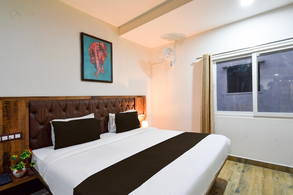 DeluxeGrace Complex, Hyderabad
