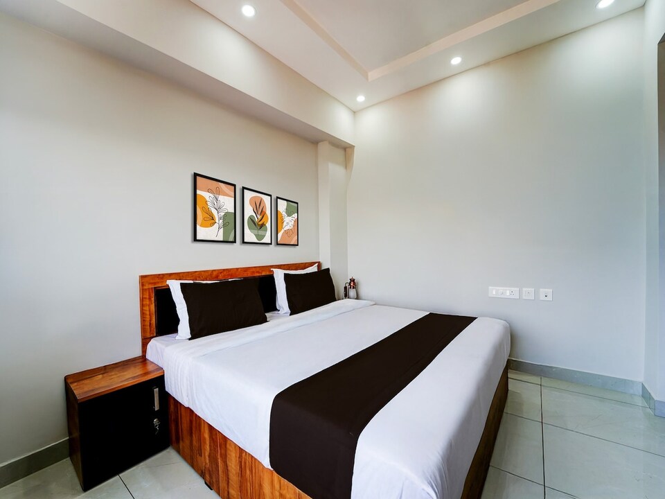 Deluxe Super Townhouse Oak Cochin, Nedumbassery
