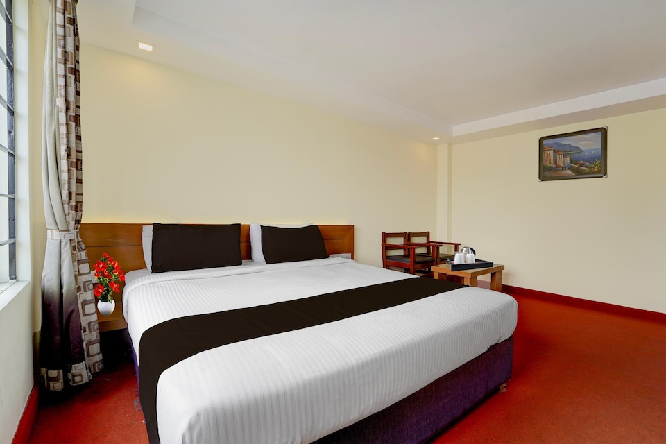 DeluxeAbirami Grand Inn, Kodaikanal