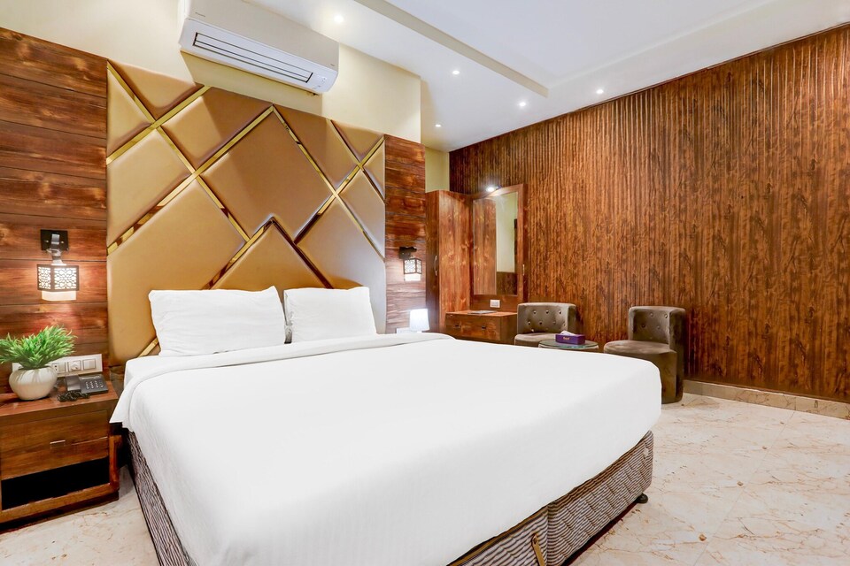 Deluxe with Twin BedThe Aurum, Patna