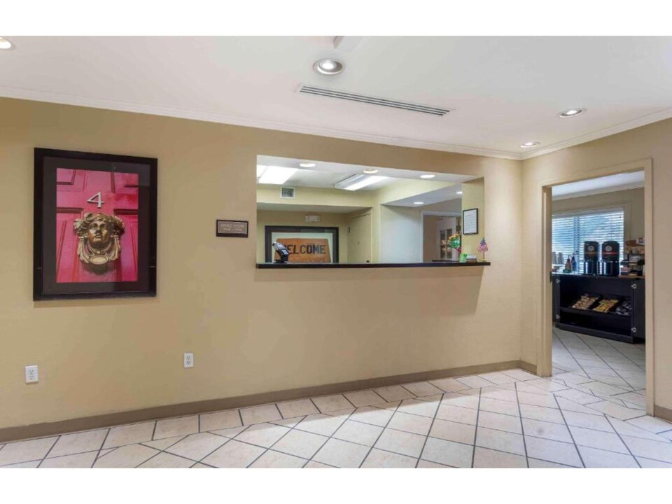 1 Queen Bed | Non-Smoking, Kitchen, Memphis