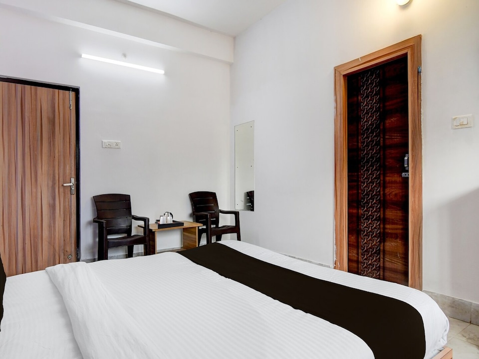 Deluxe Luxury Stay near Cosmopolis, Bhubaneswar