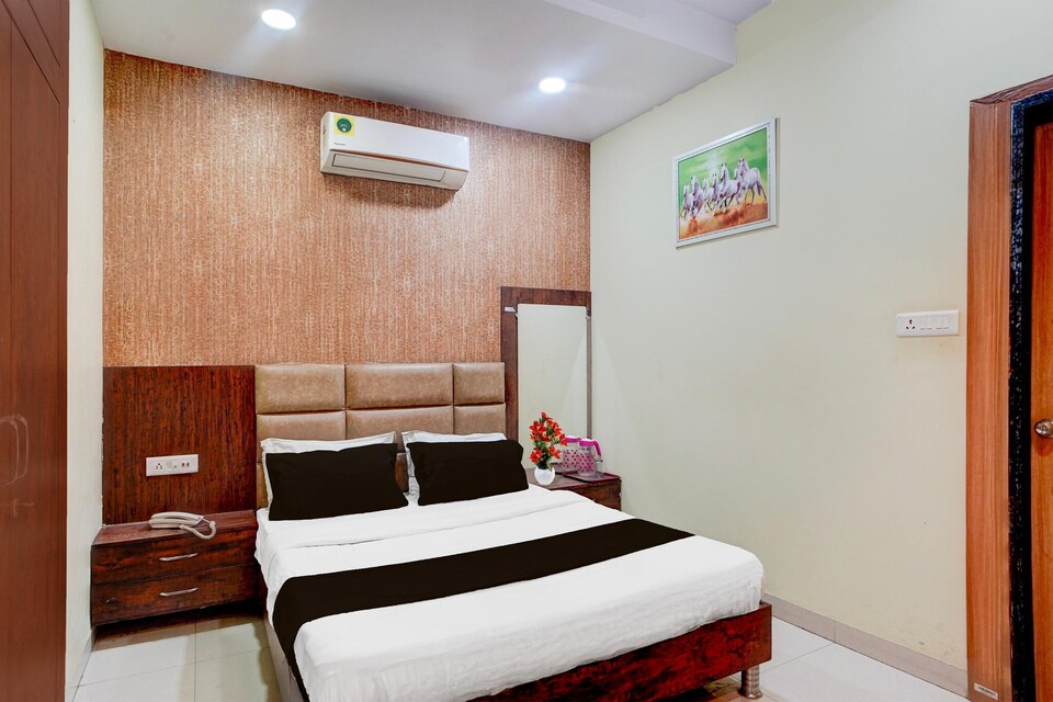 Deluxe Hotel Koshalya Mohan, Jabalpur