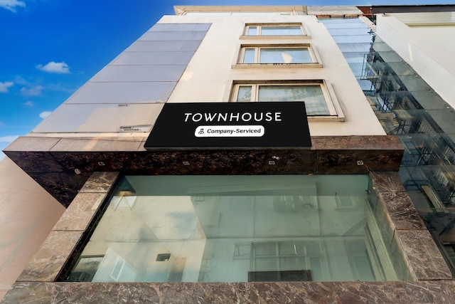 Super Townhouse Oak New Delhi Central Railway Junction Formerly Uppal International