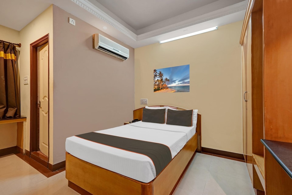 Deluxe SKANDA SHELTERS, Bengaluru