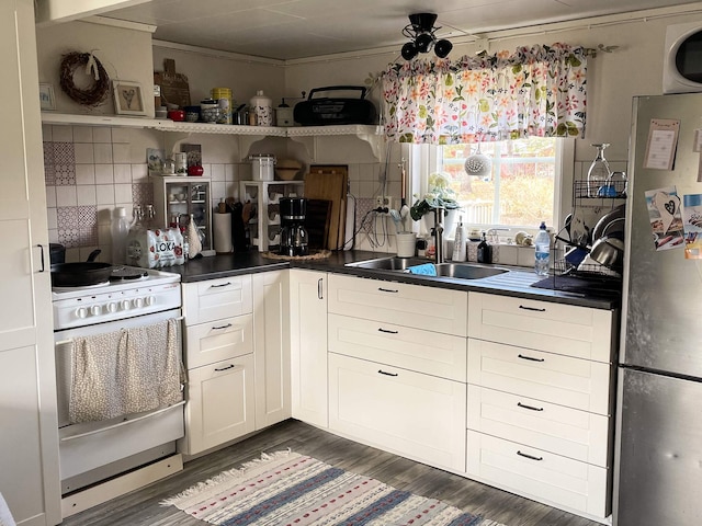 6 person holiday home in Skummeslövsstrand, Laholm