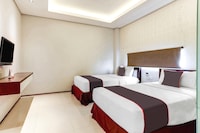 Luxury Twin Stay with Free WiFi and Parking