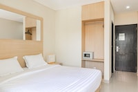 Stylish DBL Suite Escape W/ Free WiFi and Parking