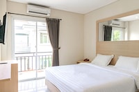 Stylish DBL Suite Escape W/ Free WiFi and Parking