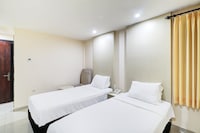 Stylish Delux Twin Stay with Free WiFi and Parking