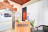 Stylish Delux Twin Stay with Free WiFi and Parking